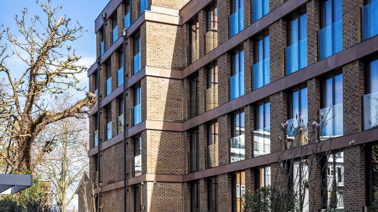 Photo of Outdoor in Brondesbury Park