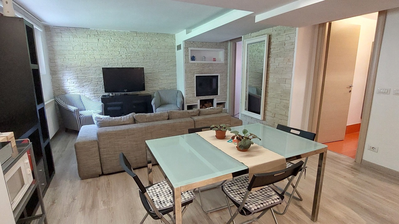 Photo of Livingroom in Ivrea