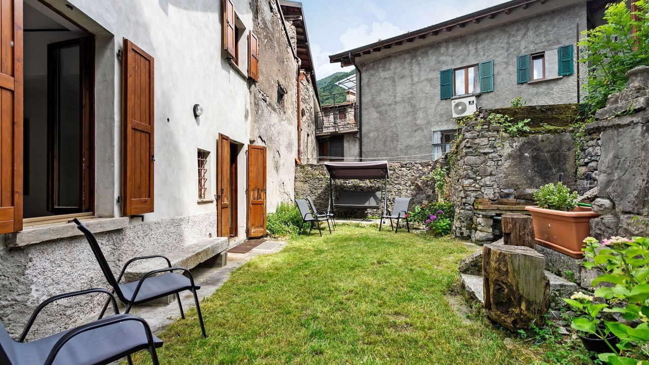Photo of Outdoor in Claino Con Osteno