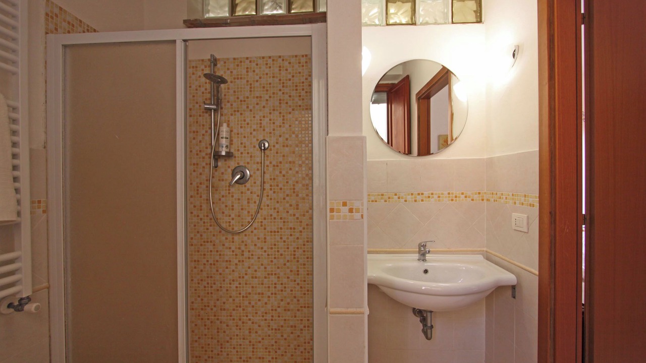 Photo of Bathroom in Mologno