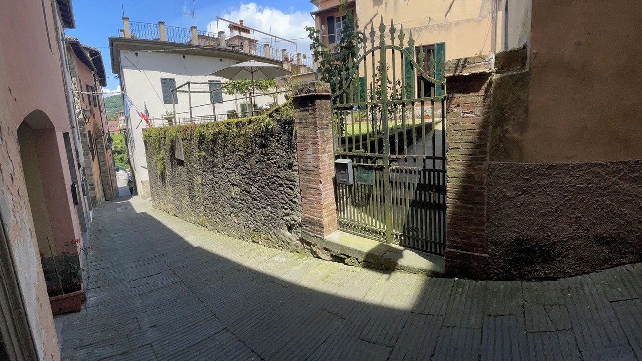 Photo of Outdoor in Mologno