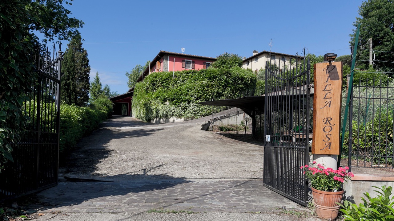 Photo of Outdoor in Neri