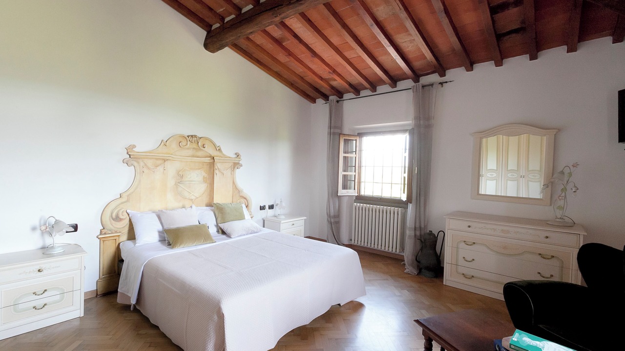 Photo of Bedroom in Neri