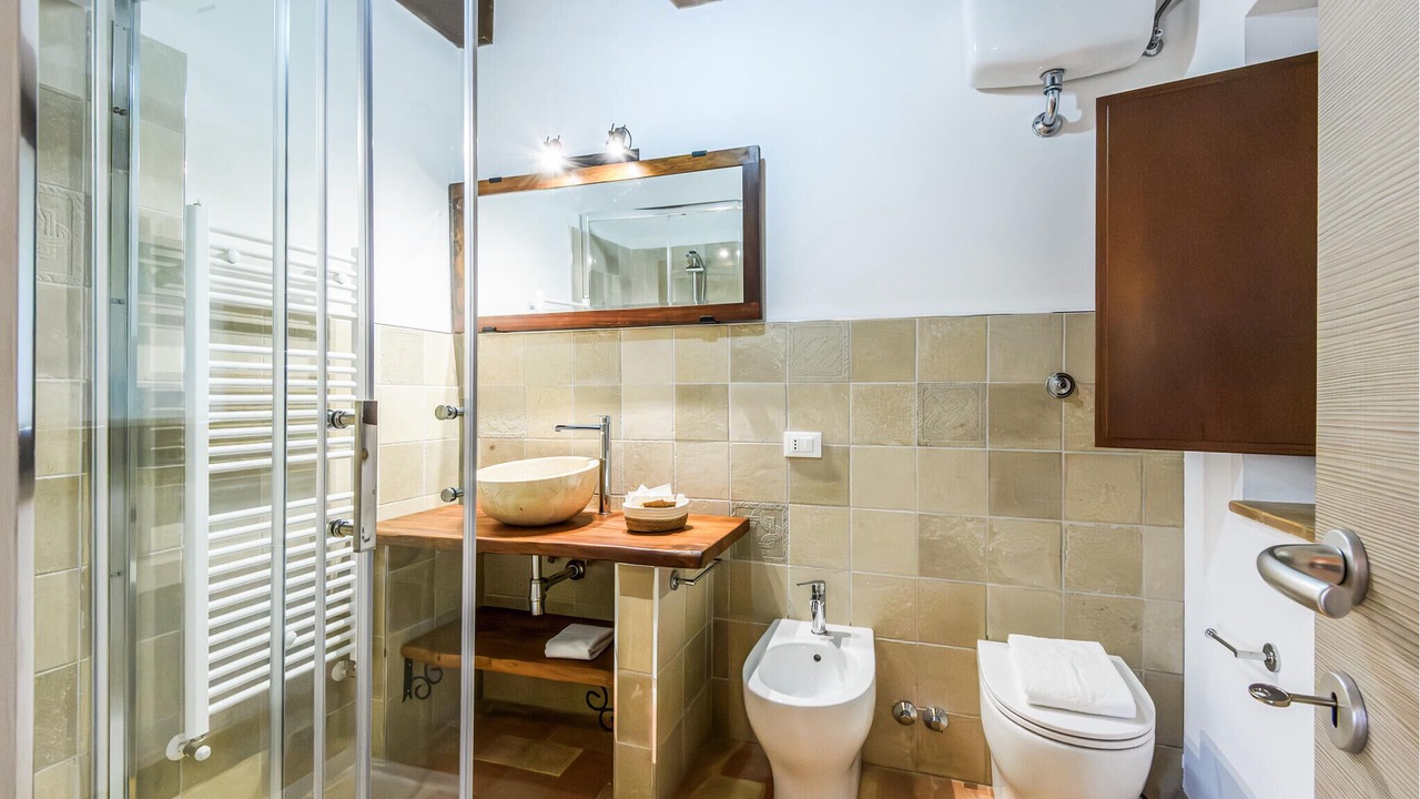 Photo of Bathroom in Avenale