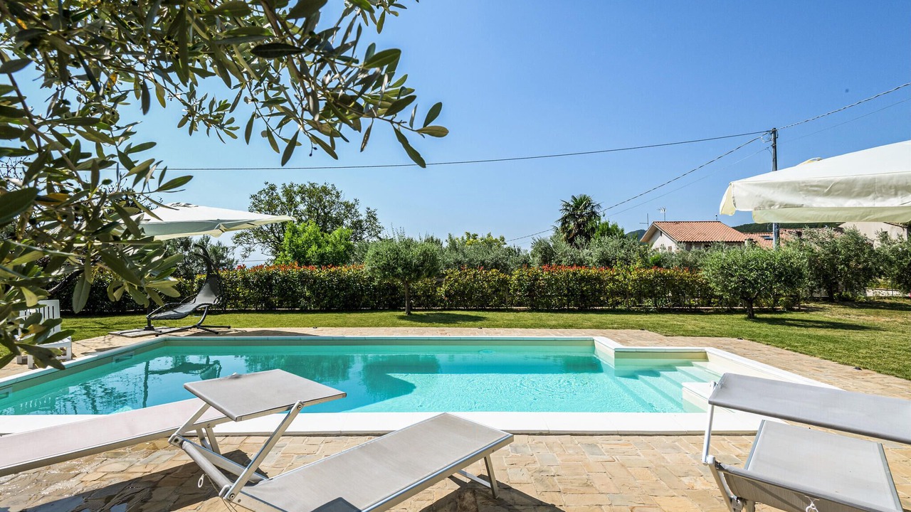 Photo of Outdoor in Avenale