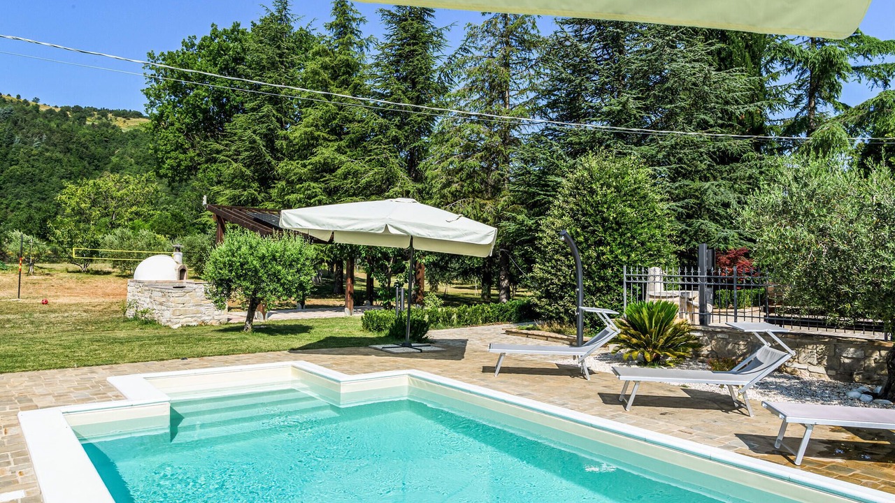 Photo of Outdoor in Avenale