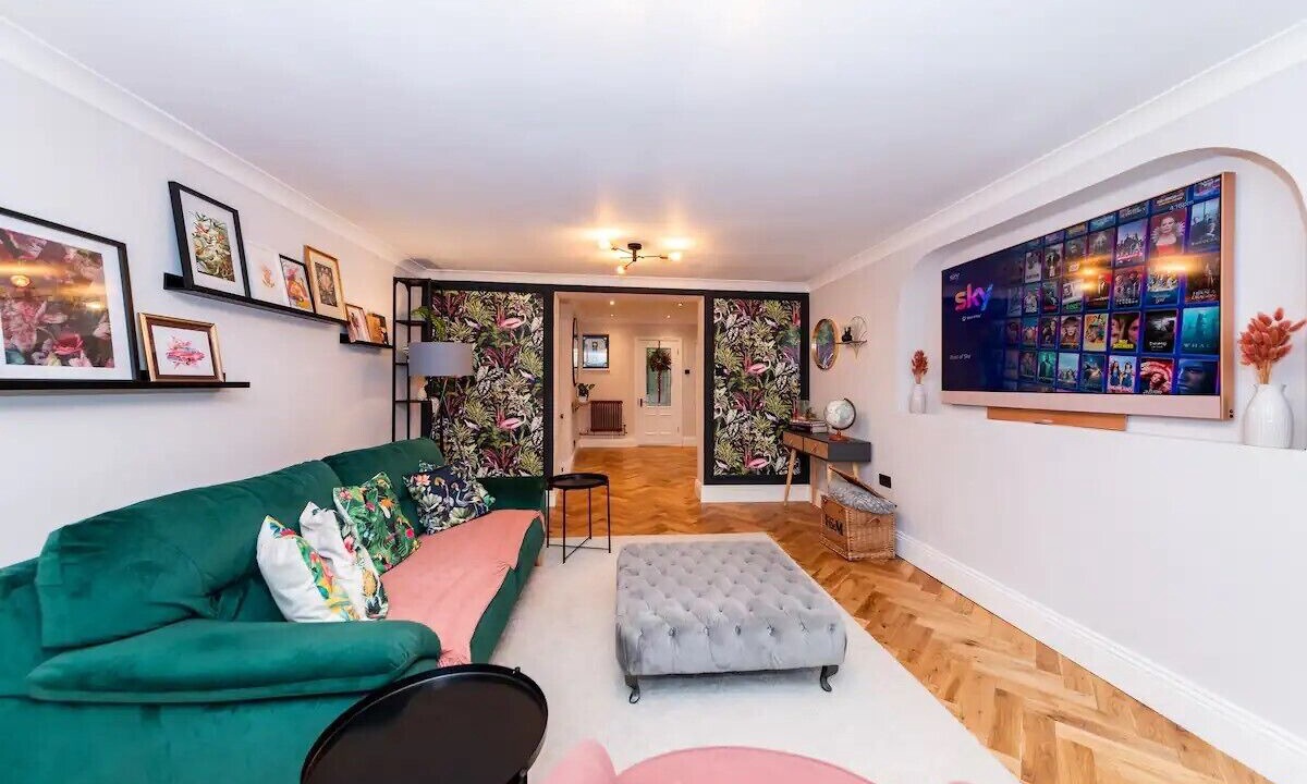 Photo of Livingroom in Tilehurst