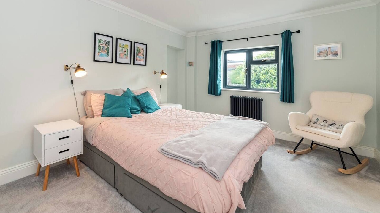 Photo of Bedroom in Tilehurst