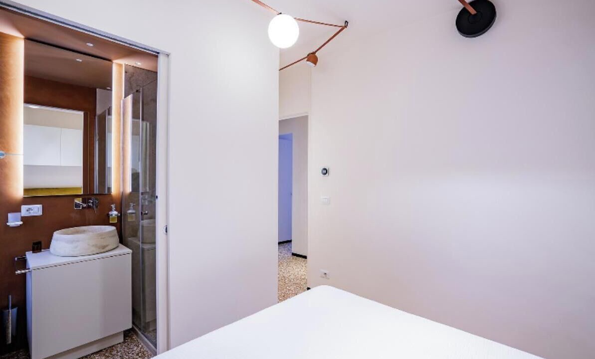 Photo of Bathroom in Dorsoduro