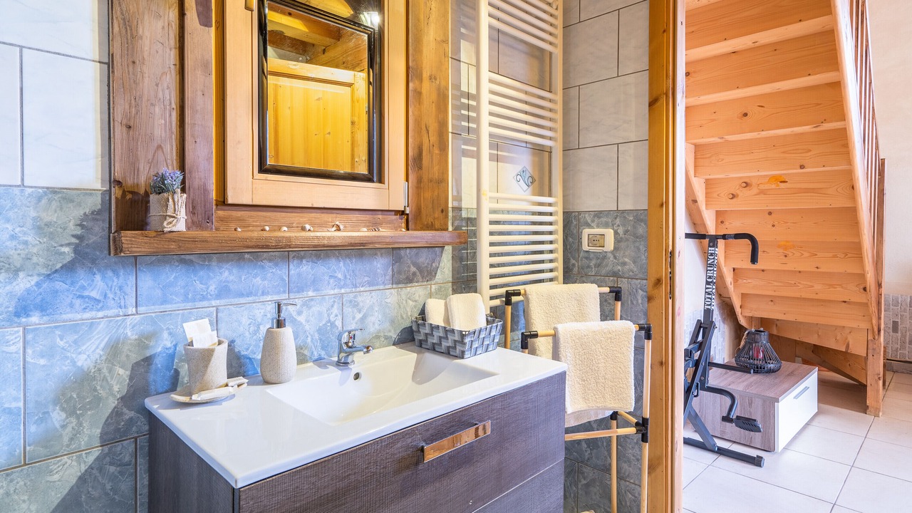 Photo of Bathroom in Avola