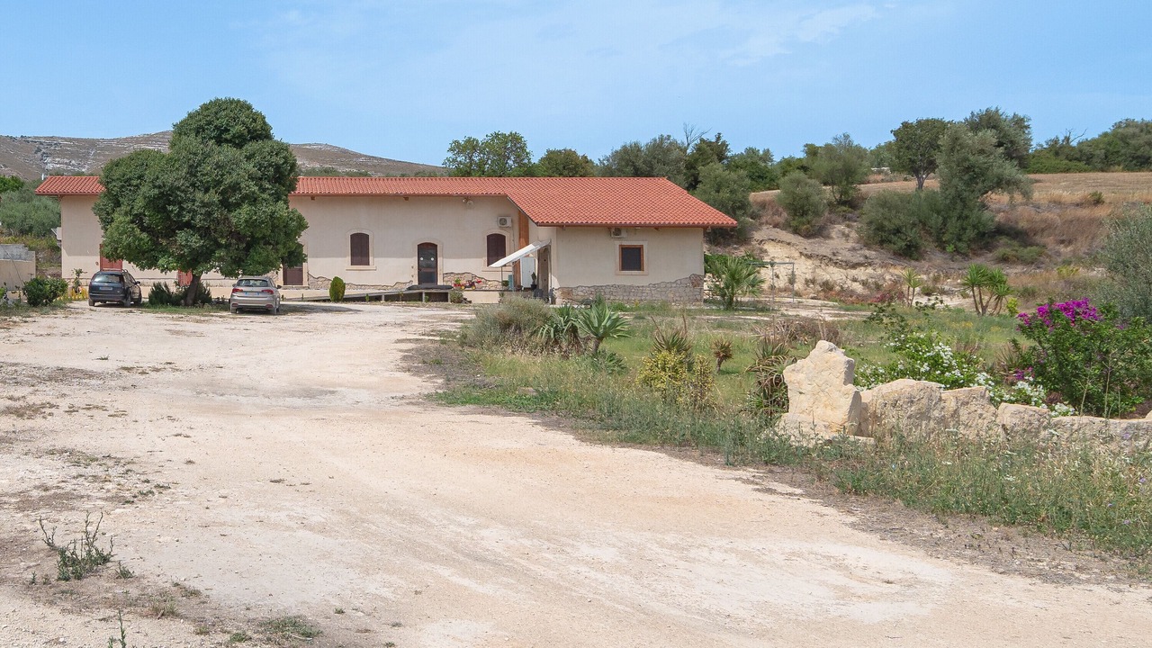 Photo of Outdoor in Avola