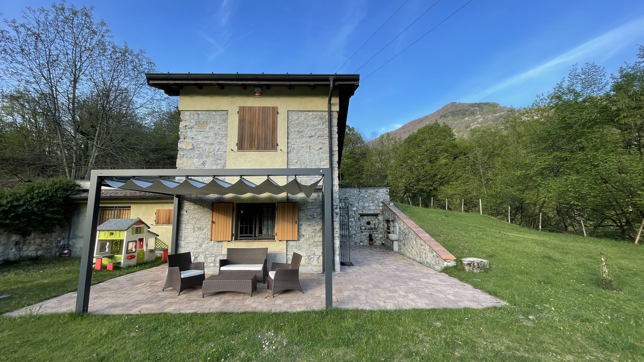 Photo of Outdoor in Laino