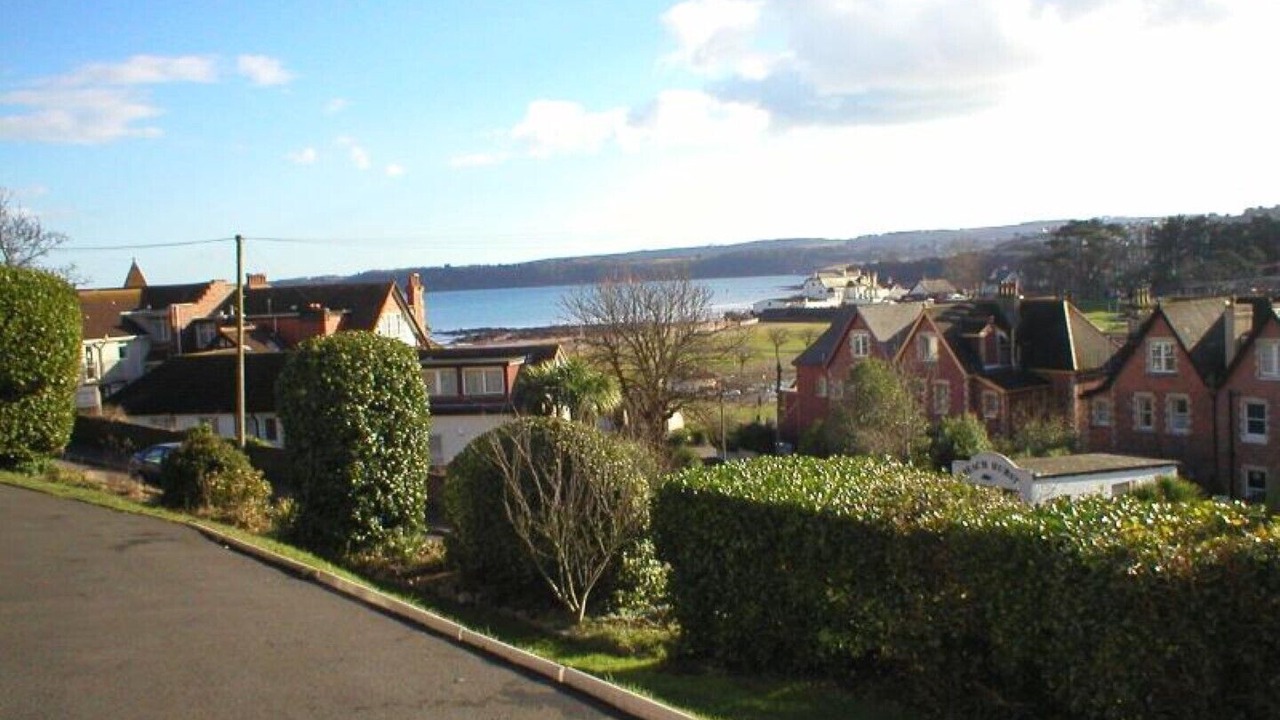 Photo of Others in Roundham