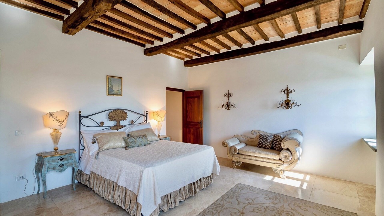 Photo of Bedroom in Cortona