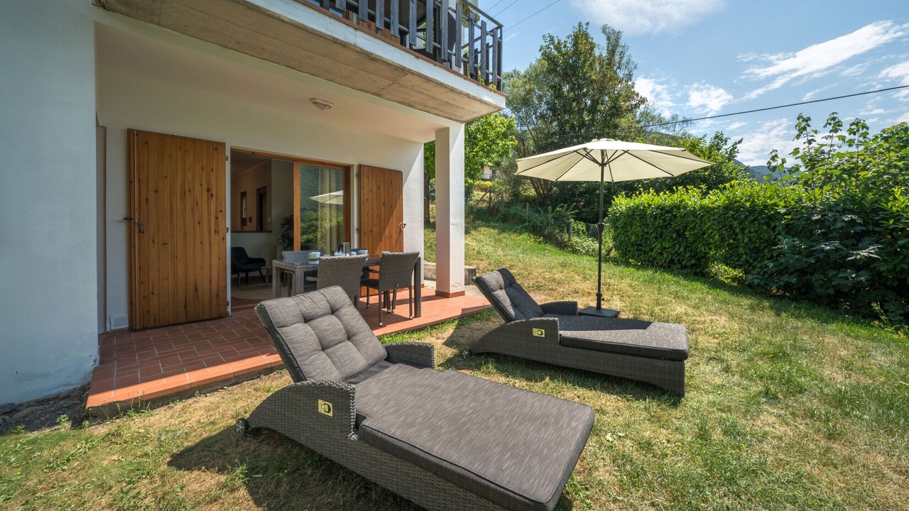Photo of Outdoor in Crone