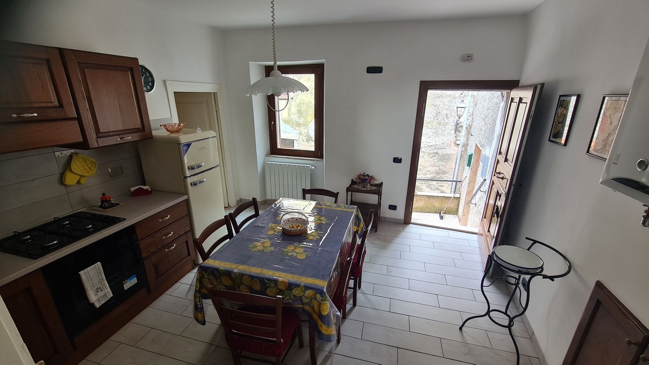 Photo of Kitchen in Castel di Tora