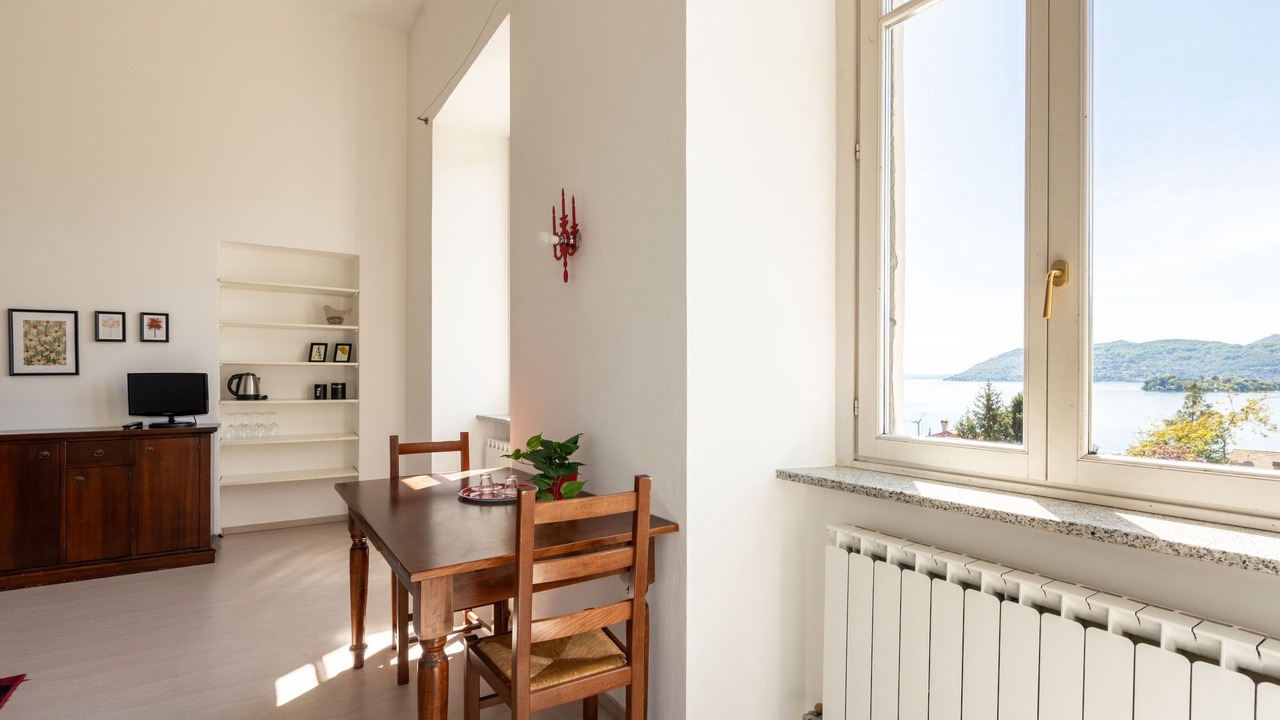 Photo of Bedroom in Pallanza