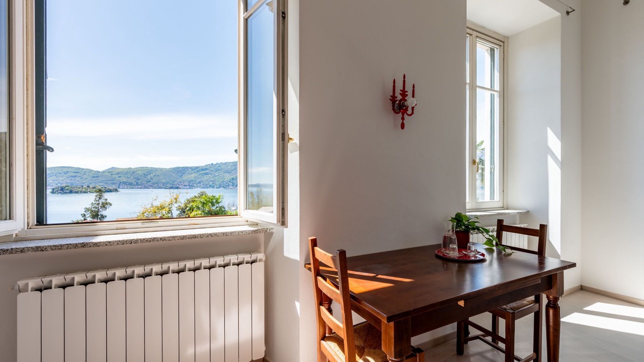 Photo of Bedroom in Pallanza