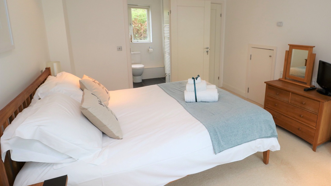 Photo of Bedroom in Constantine Bay