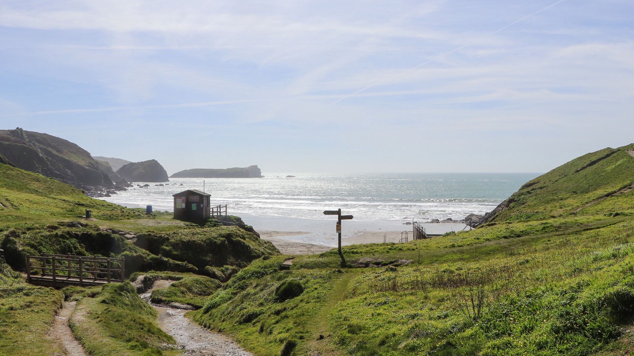 Photo of Others in Mullion