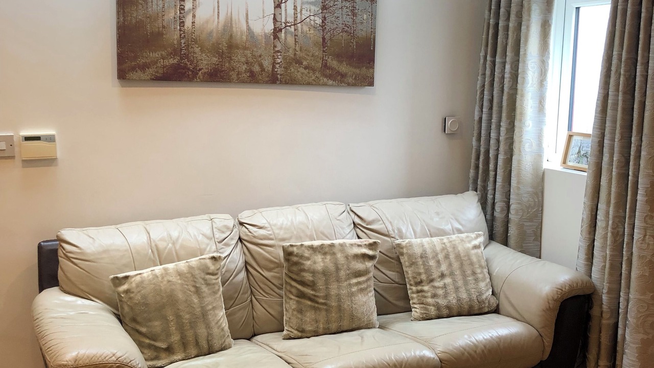 Photo of Livingroom in Hilltown