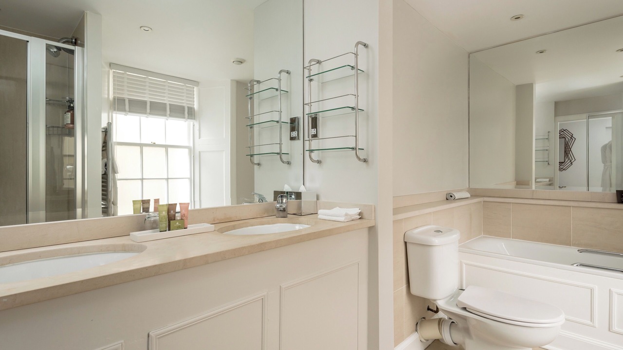 Photo of Bathroom in Newington