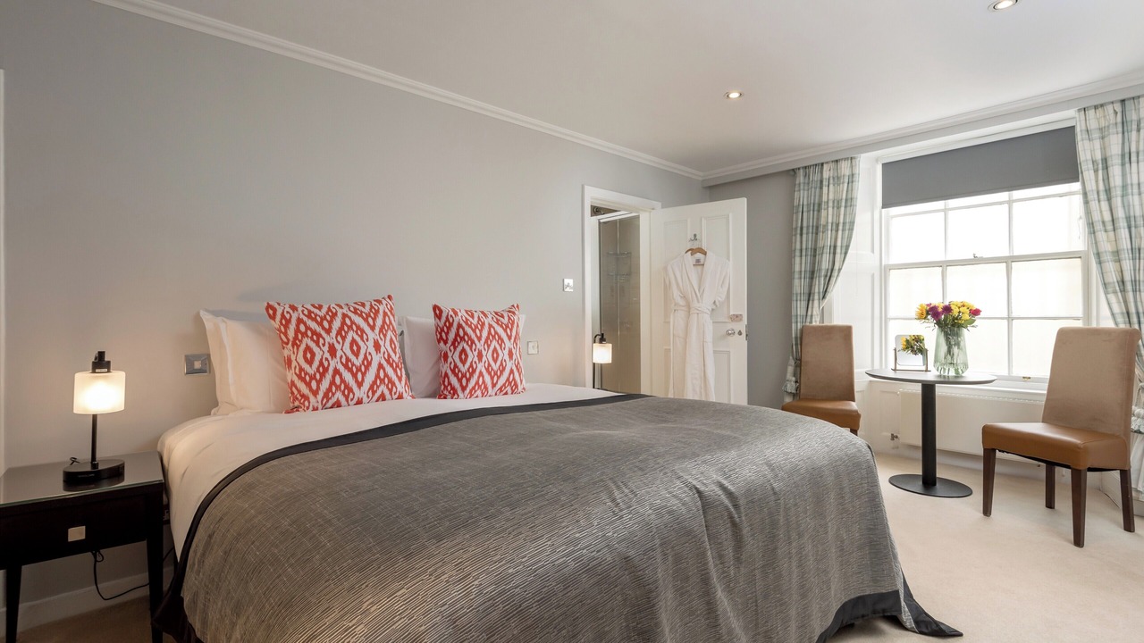 Photo of Bedroom in Newington