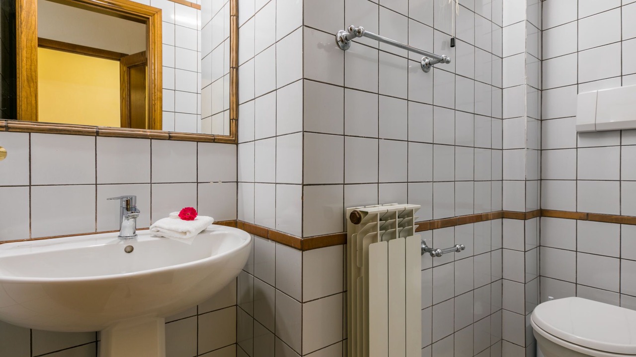 Photo of Bathroom in Iano
