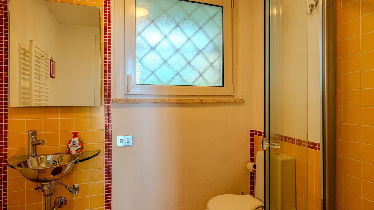 Photo of Bathroom in Ispra