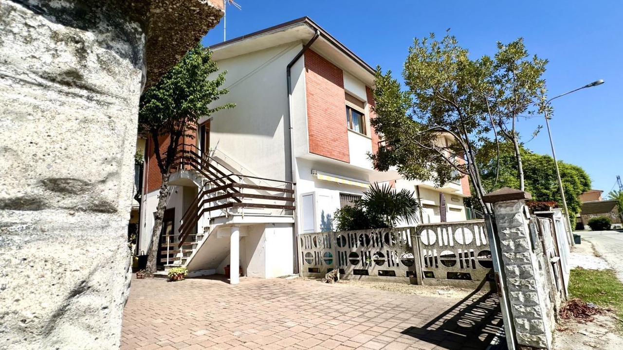 Photo of Outdoor in Marotta