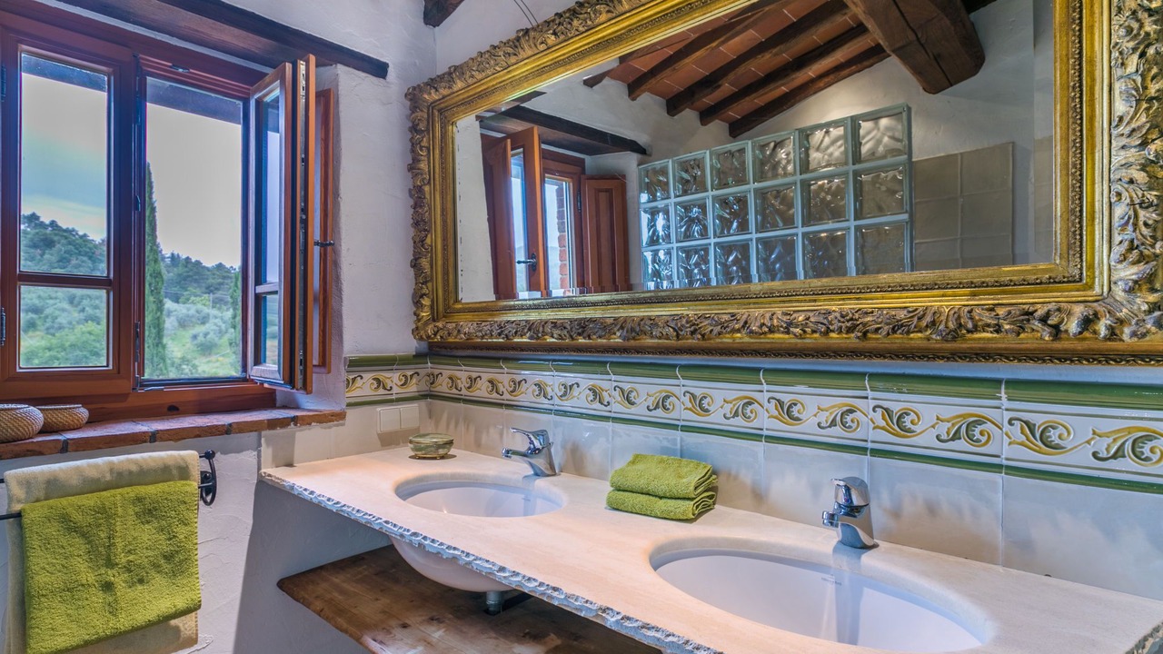 Photo of Bathroom in Moncioni