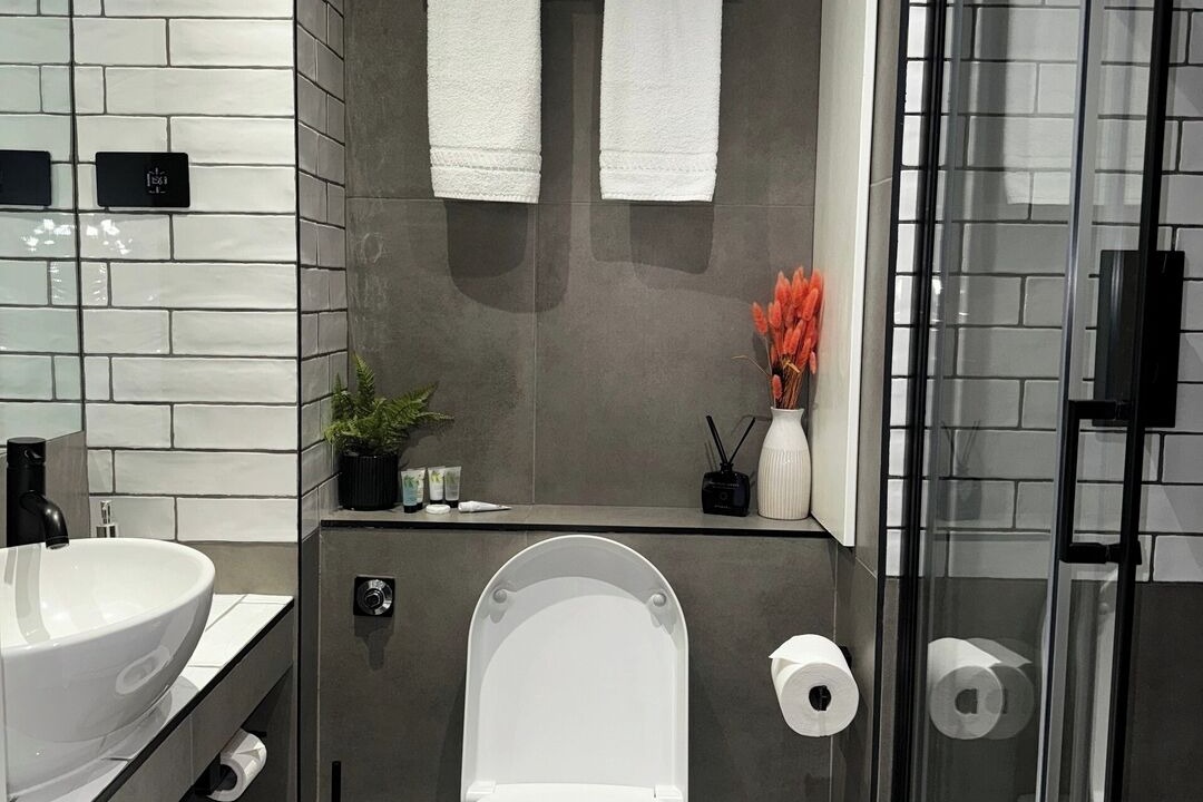 Photo of Bathroom in Canary Wharf