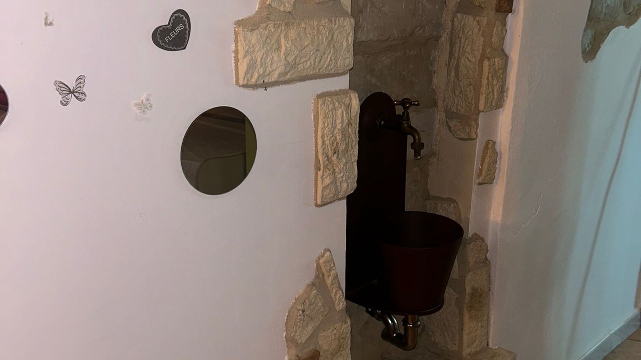 Photo of Bathroom in Camino