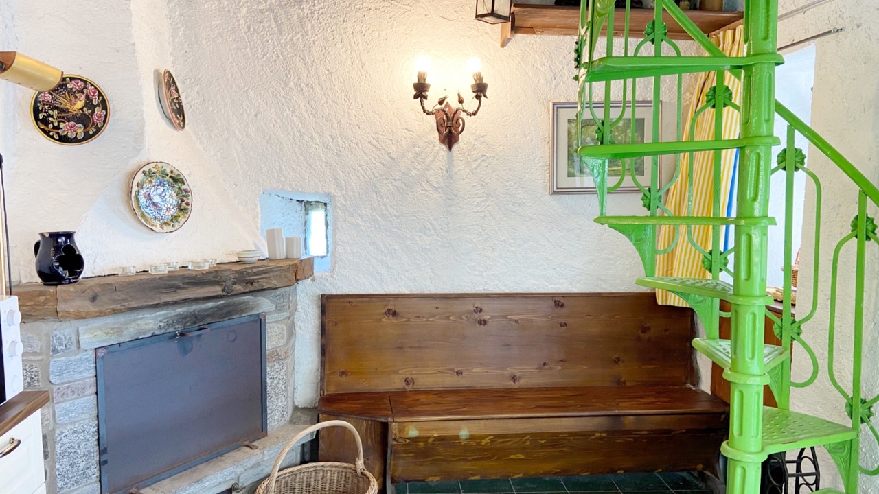 Photo of Livingroom in Massino Visconti