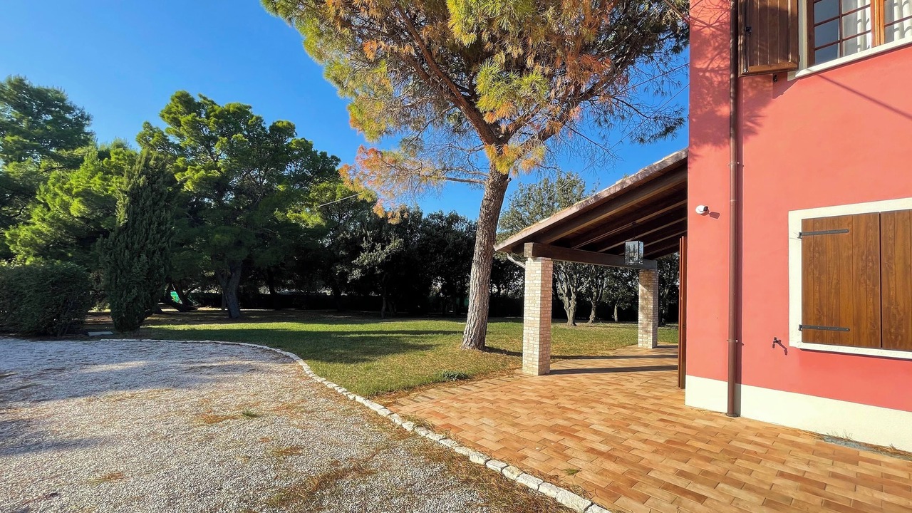 Photo of Outdoor in San Costanzo