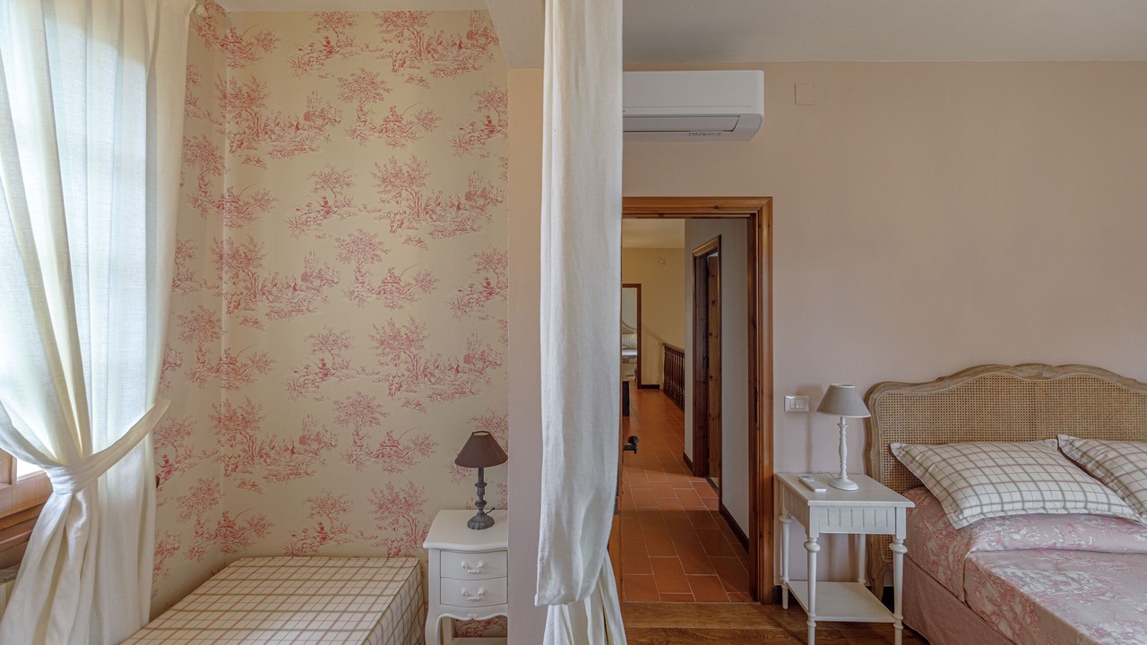 Photo of Bedroom in San Costanzo