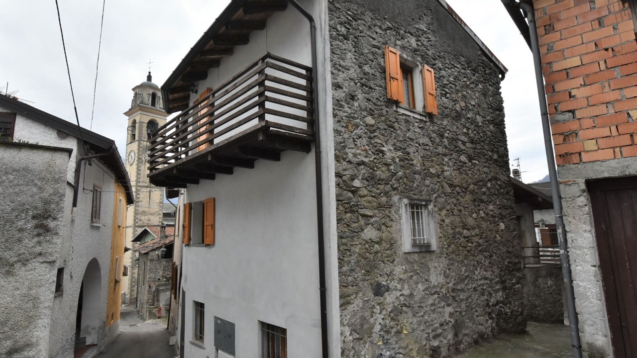 Photo of Others in Nuova Olonio