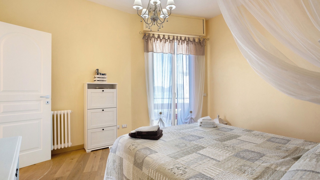 Photo of Bedroom in Tellaro