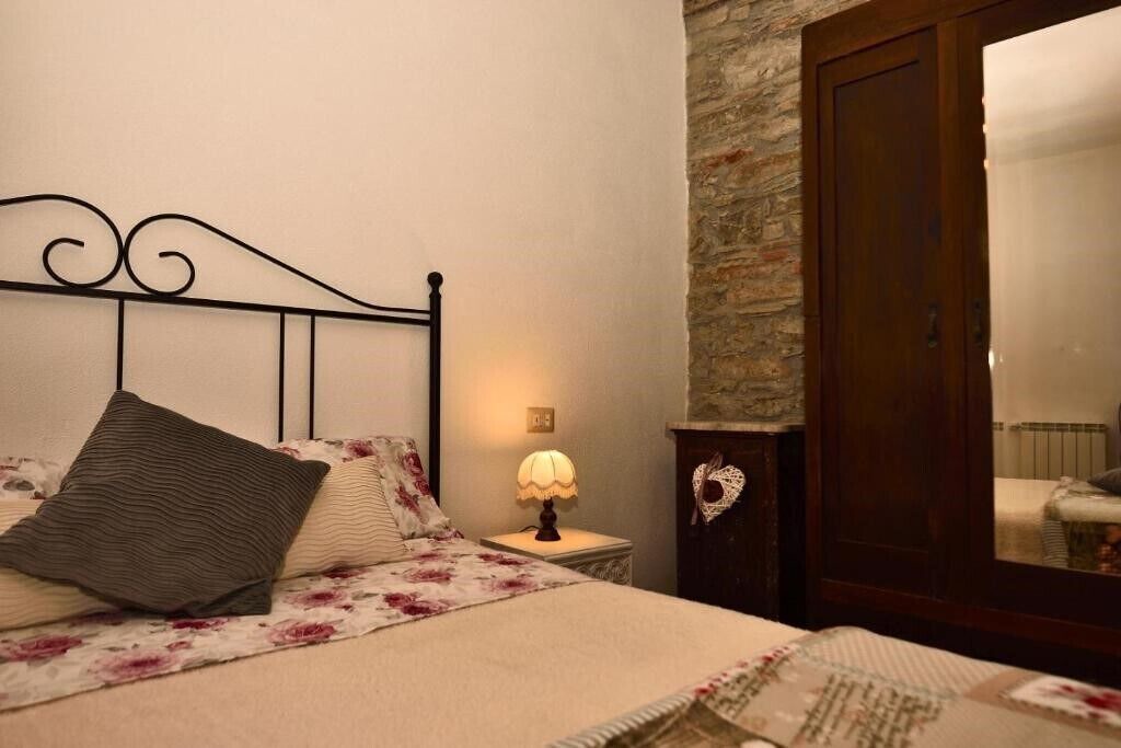 Photo of Bedroom in Cremolino