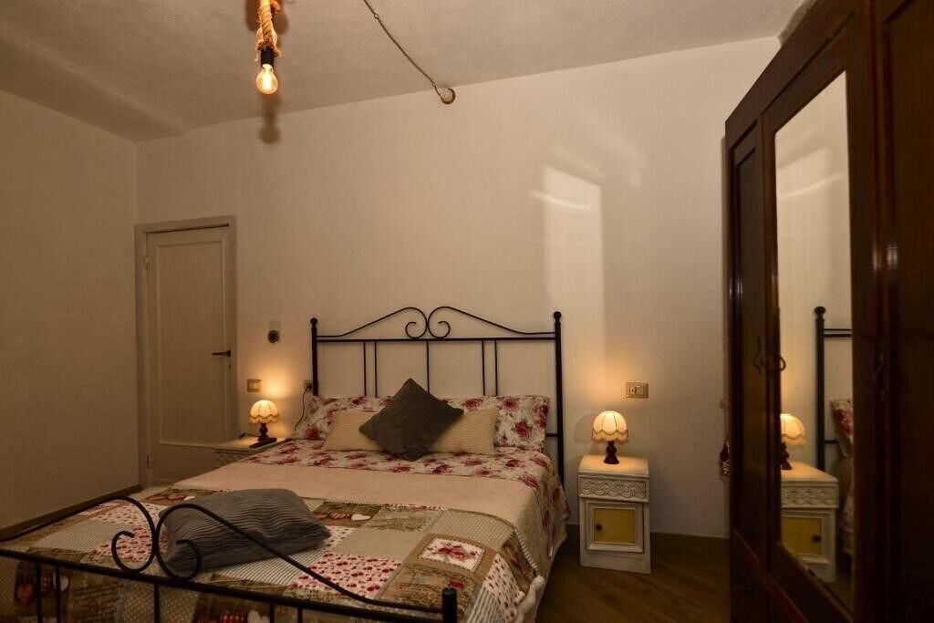 Photo of Bedroom in Cremolino