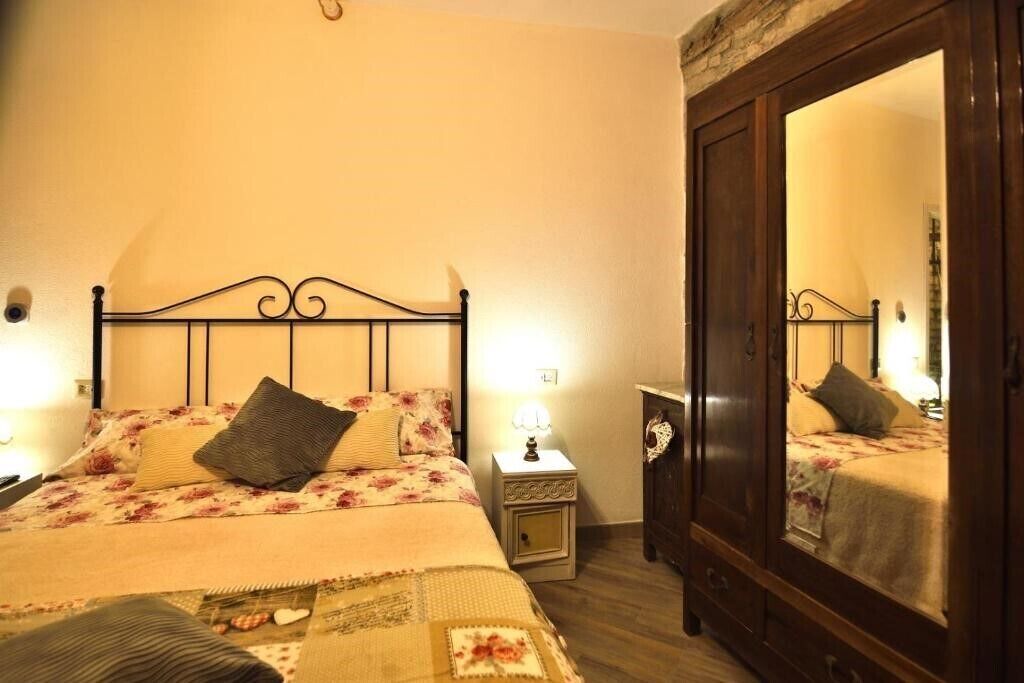 Photo of Bedroom in Cremolino