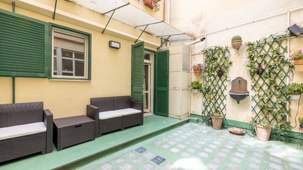 Photo of Patio Balcony in Esquilino