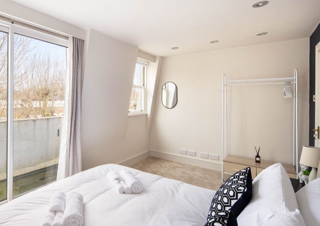 Photo of Bedroom in Kennington
