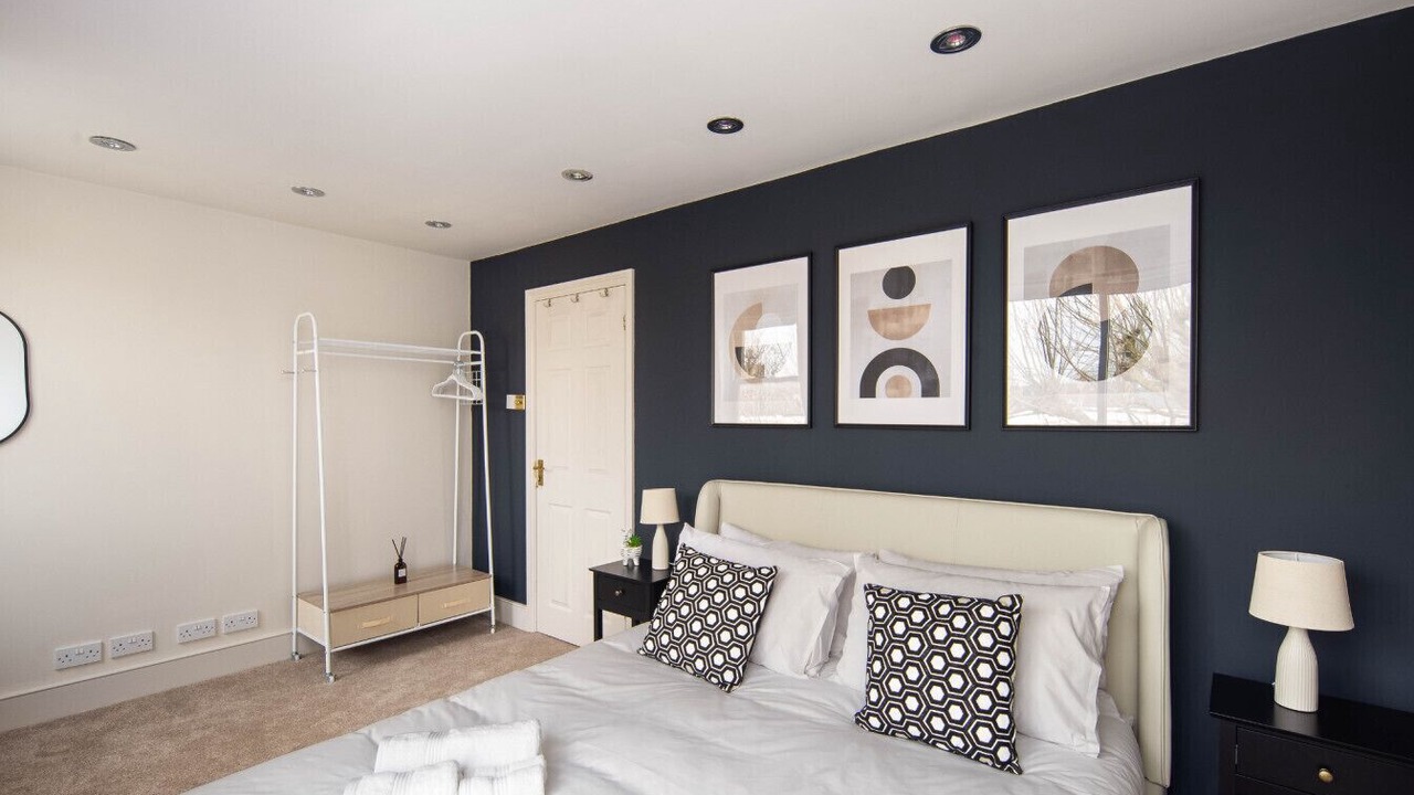 Photo of Bedroom in Kennington