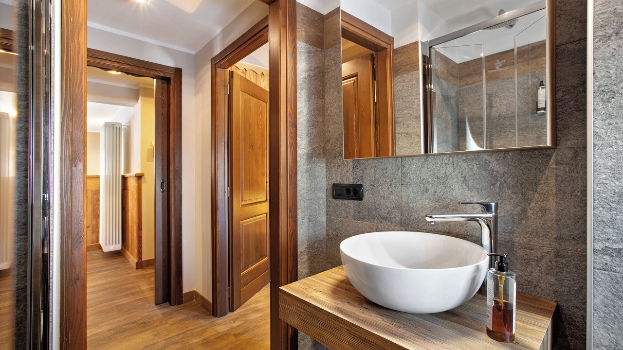 Photo of Bathroom in Cogne