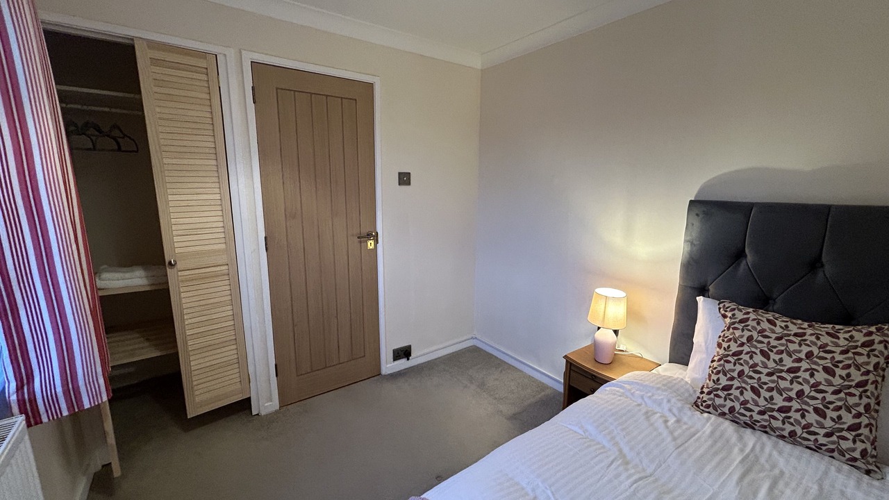 Photo of Bedroom in Littlemore