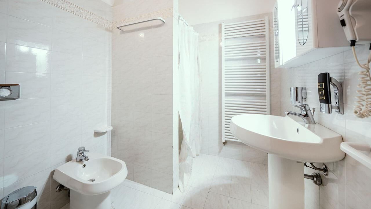 Photo of Bathroom in Campi