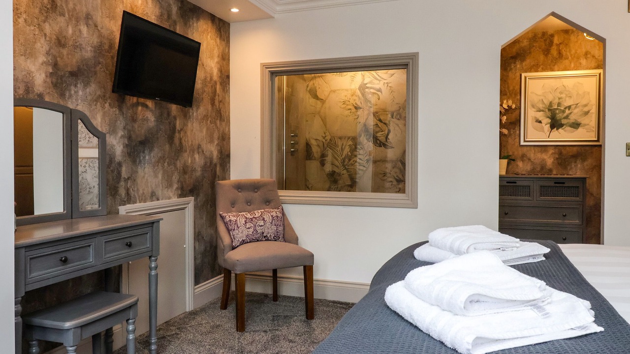 Photo of Bedroom in Eshton