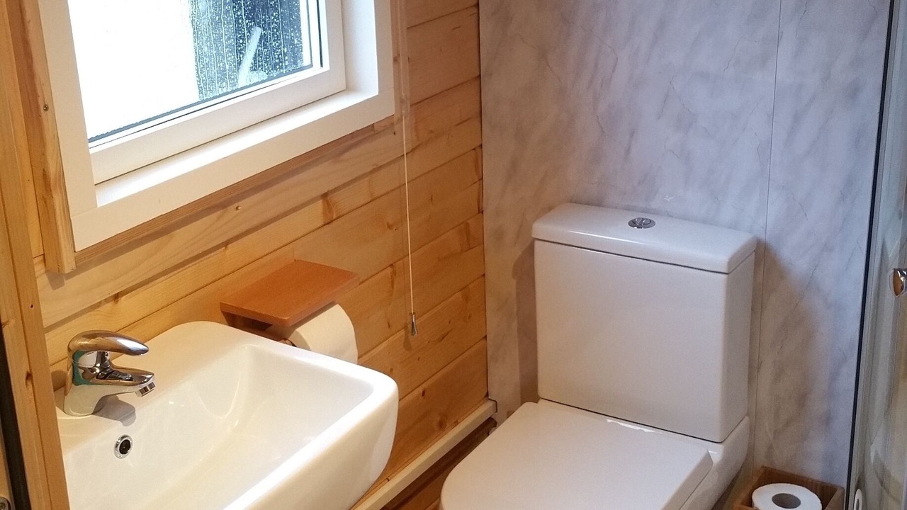 Photo of Bathroom in Caroy