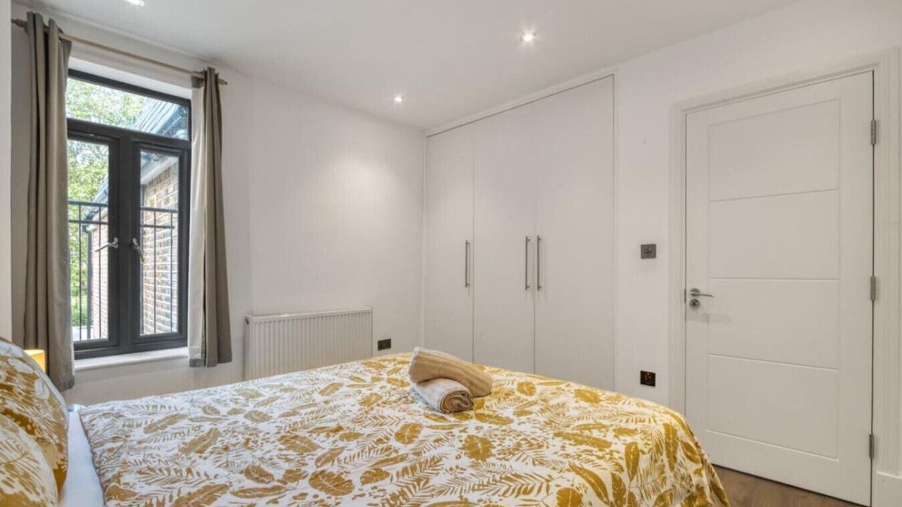 Photo of Bedroom in Southfields